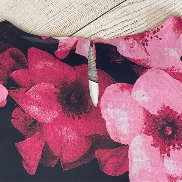 Floral Blouse  - Picture 5 of 6